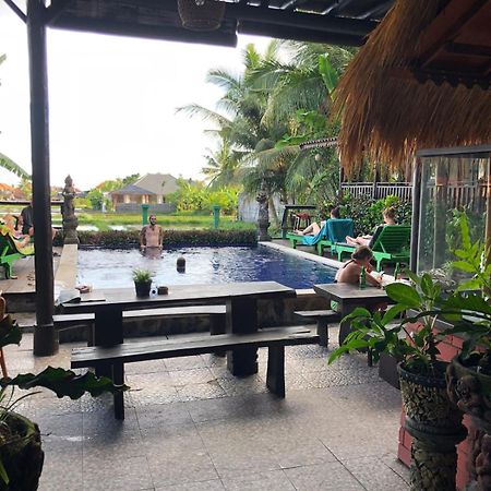 Green Paddy Hostel & Villa Ubud Exteriör bild